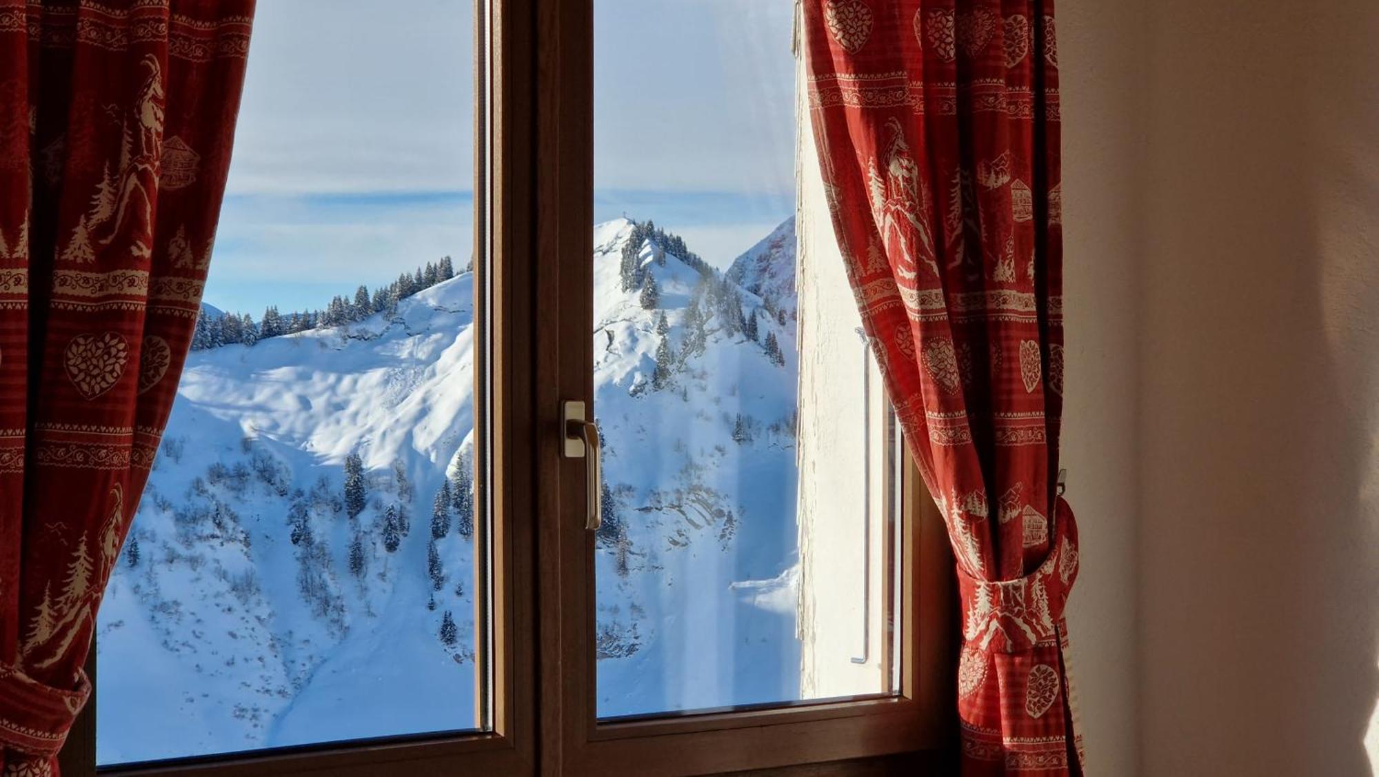 Refuge Du Chaudron Hotel Champery Exterior photo